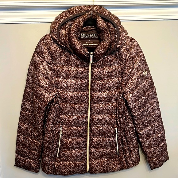 MICHAEL Michael Kors Jackets & Blazers - Michael Kors Packable Down Fill Animal Print Jacket. L.